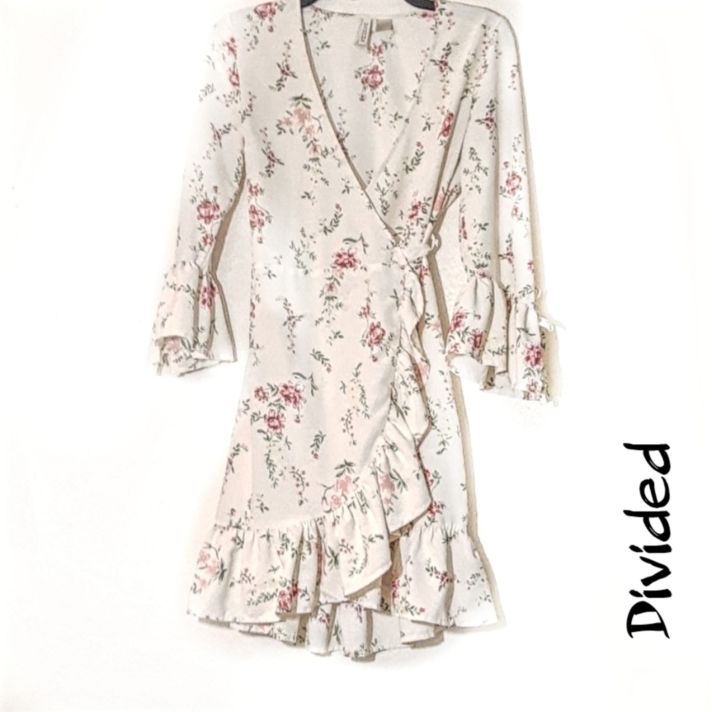 Divided size 2 floral wrap midi